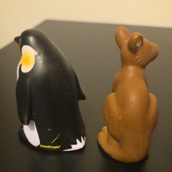 Little People Zoo Animals - Touch And Feel Elephant Lion Penguin Tiger Kangaroo - Picture 3 of 9